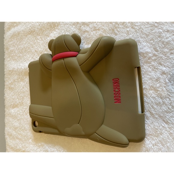 Moschino Teddy Bear iPad Case - Picture 2 of 8
